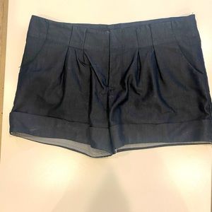 Miss IMO ladies pleated jean shorts